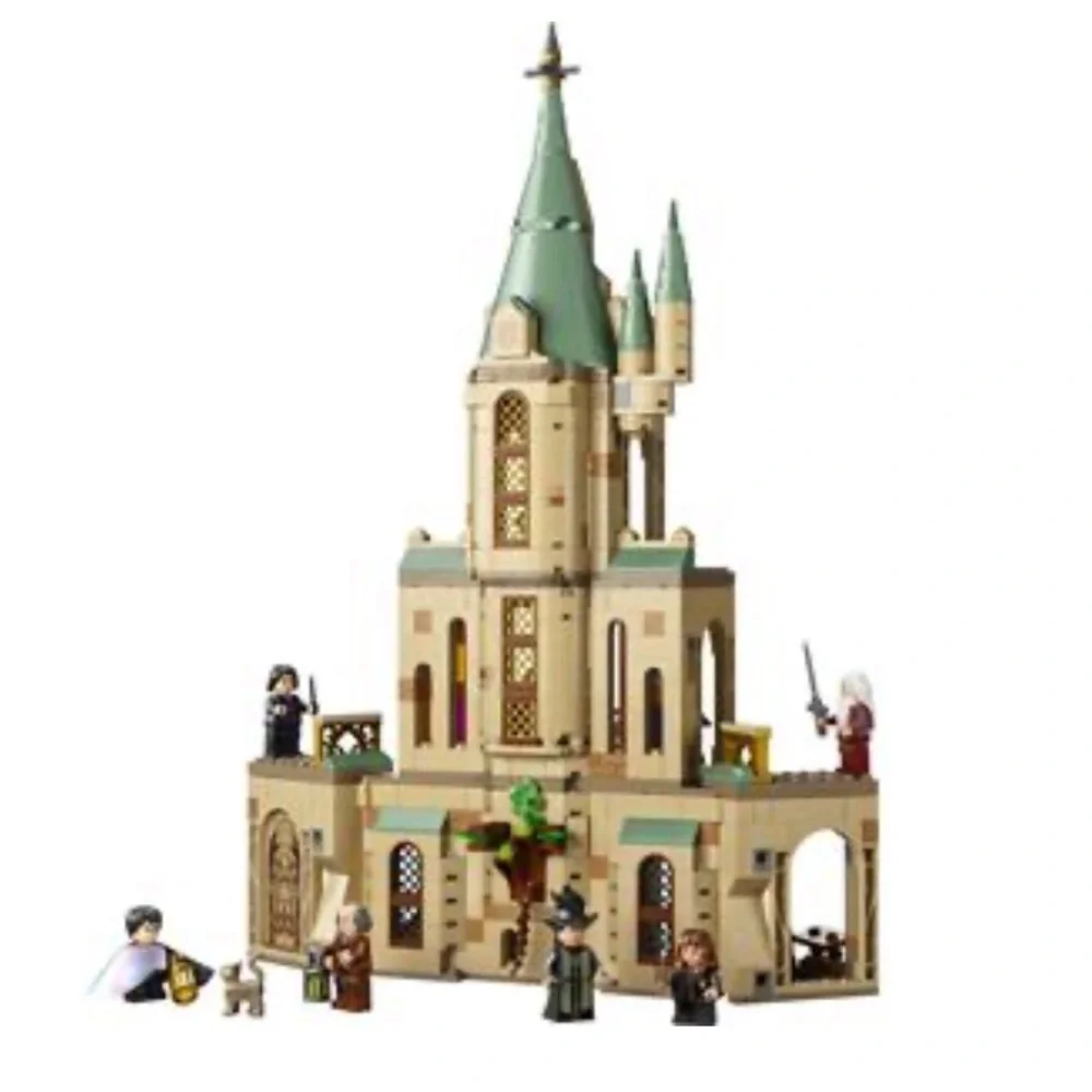 Lego Hogwart’s Dumbledore’s Office set 76402 new in sealed box 654 pieces